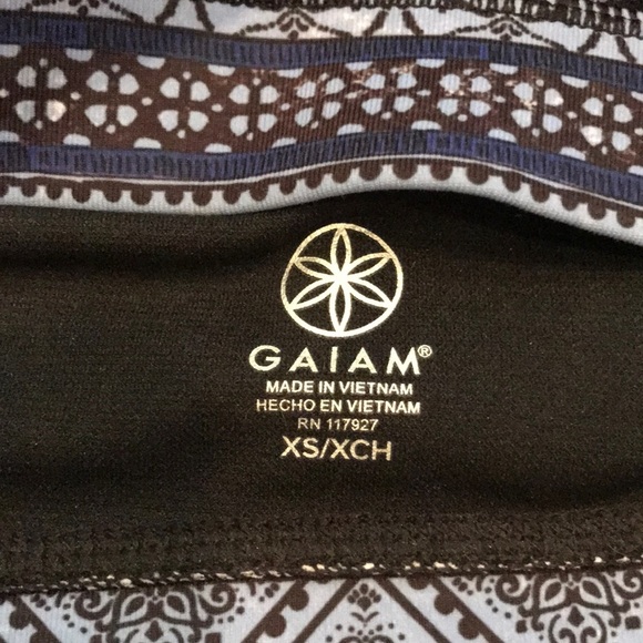 Gaiam Purple & Black Strappy Sports Bra - Picture 6 of 7